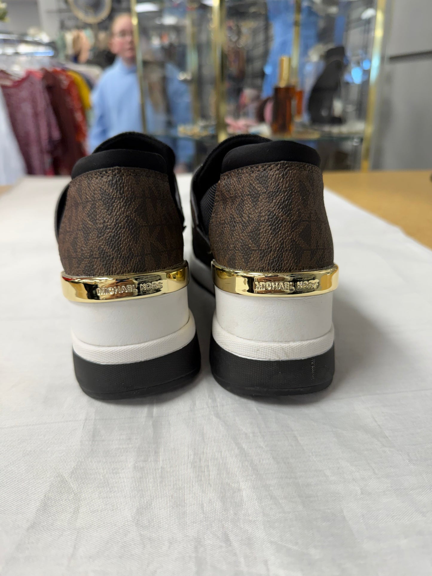 Shoes Designer By Michael Kors In Black, Size:6.5