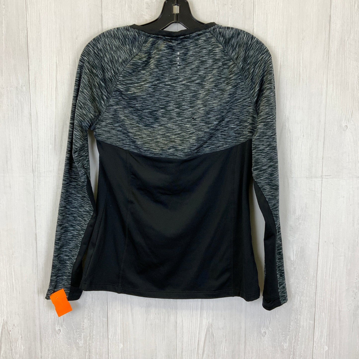 Athletic Top Long Sleeve Crewneck By Layer 8  Size: M