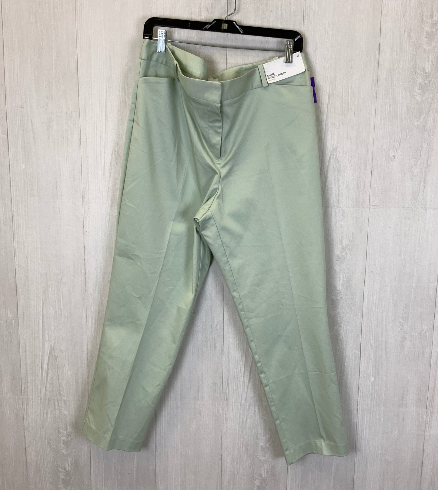 Pants Cropped By Liz Claiborne In Green, Size: 16