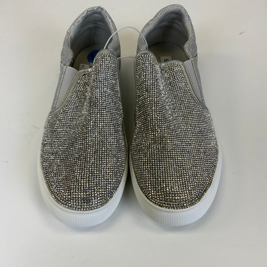 Shoes Sneakers By Steve Madden In Silver, Size: 10