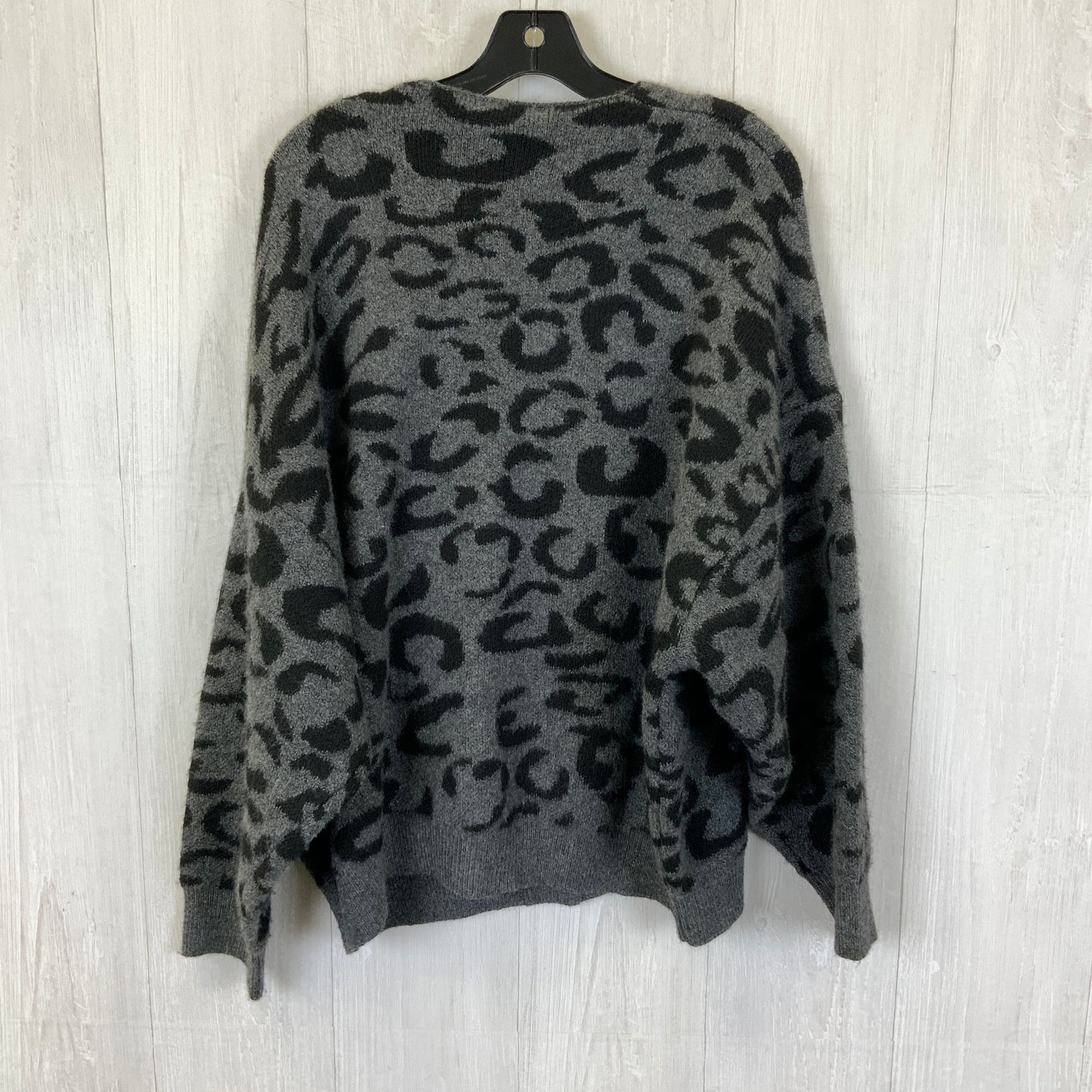 Sweater Cardigan By Clothes Mentor In Leopard Print, Size: 2x