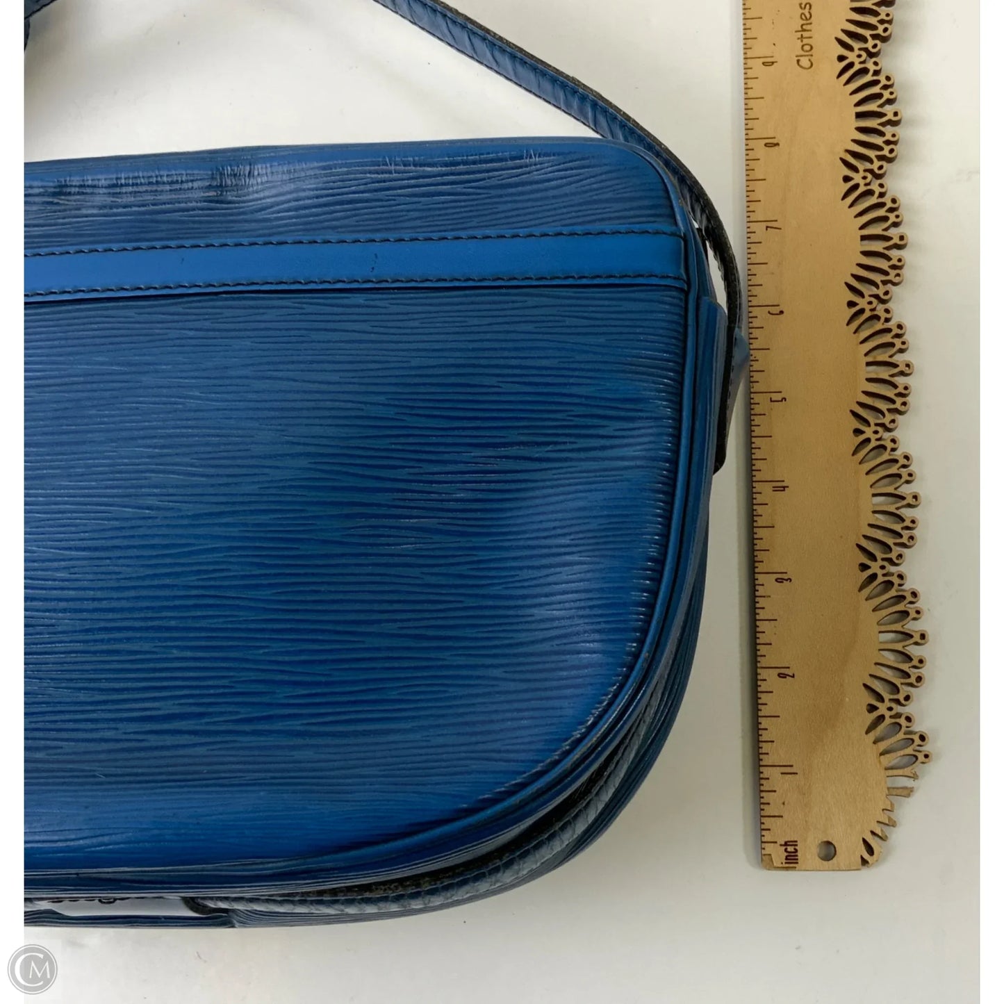 Handbag Luxury Designer By Louis Vuitton, Size: Small