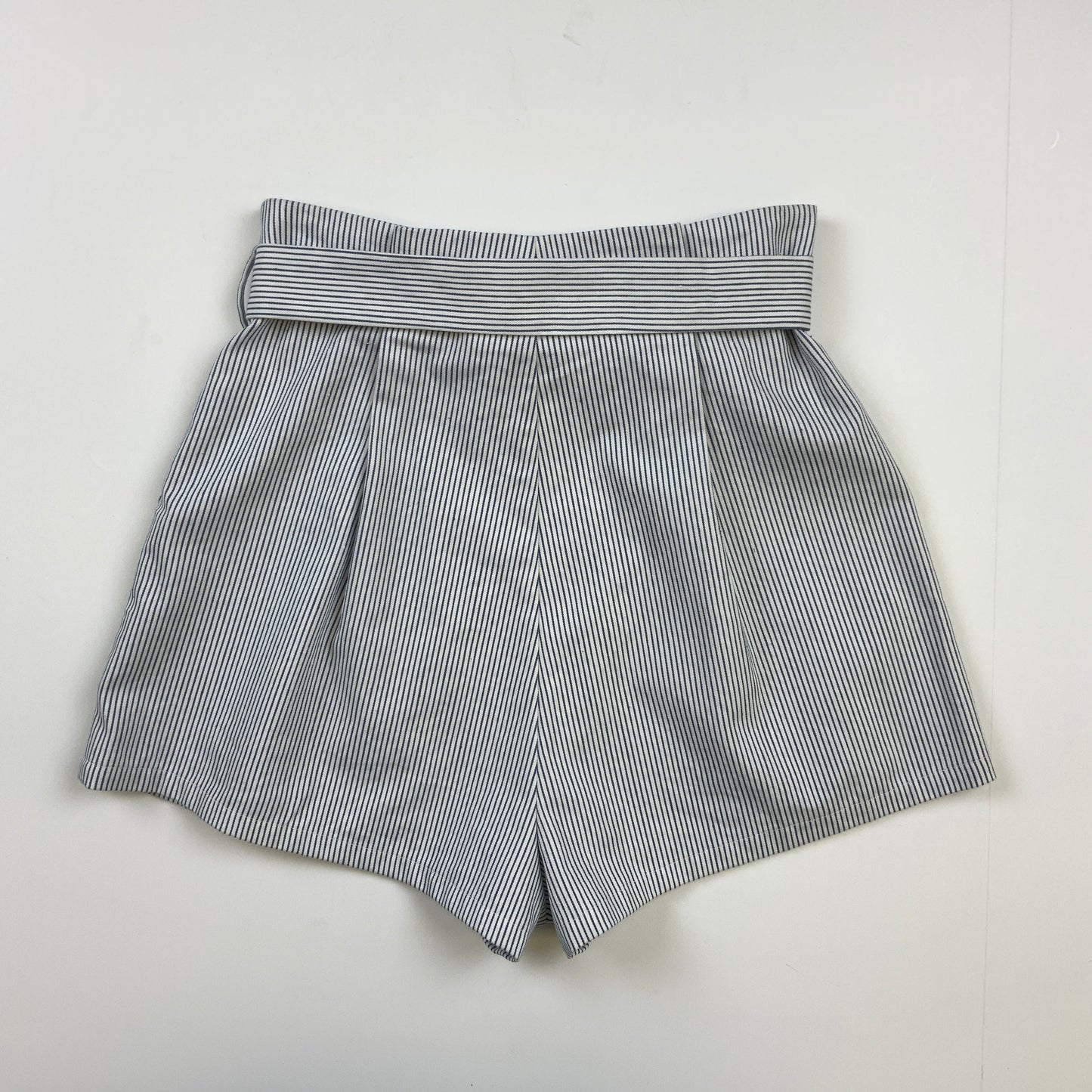 White Blue Shorts Clothes Mentor, Size S