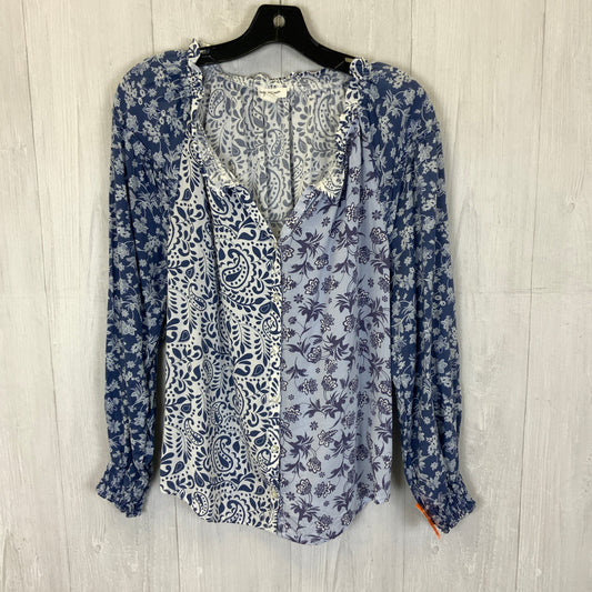 Top Long Sleeve By Beachlunchlounge In Blue White, Size: Xs