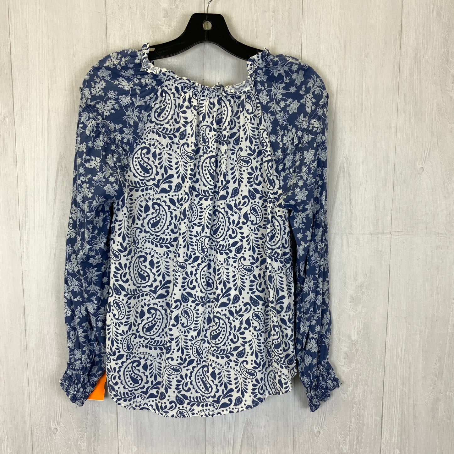 Top Long Sleeve By Beachlunchlounge In Blue White, Size: Xs