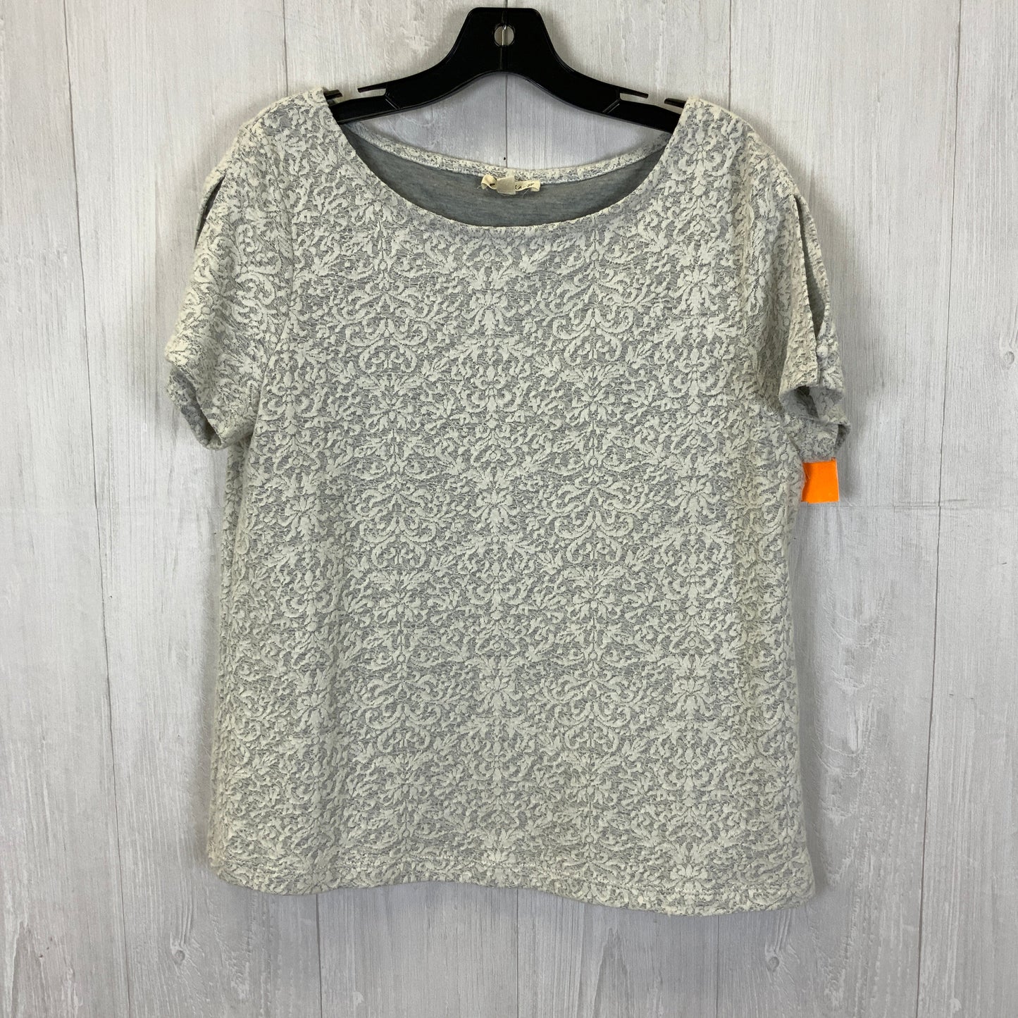 Top Short Sleeve By Jane And Delancey  Size: L