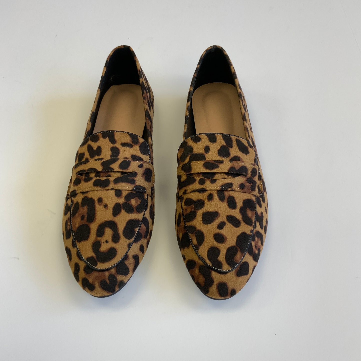 Animal Print Shoes Flats Clothes Mentor, Size 9.5