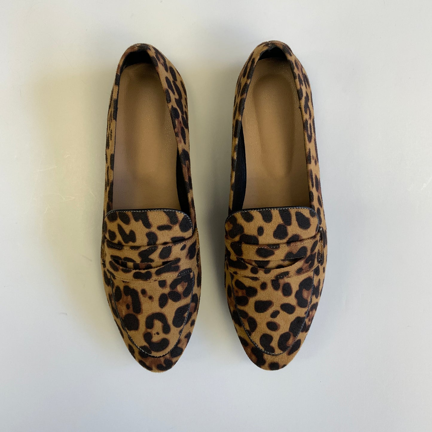 Animal Print Shoes Flats Clothes Mentor, Size 9.5