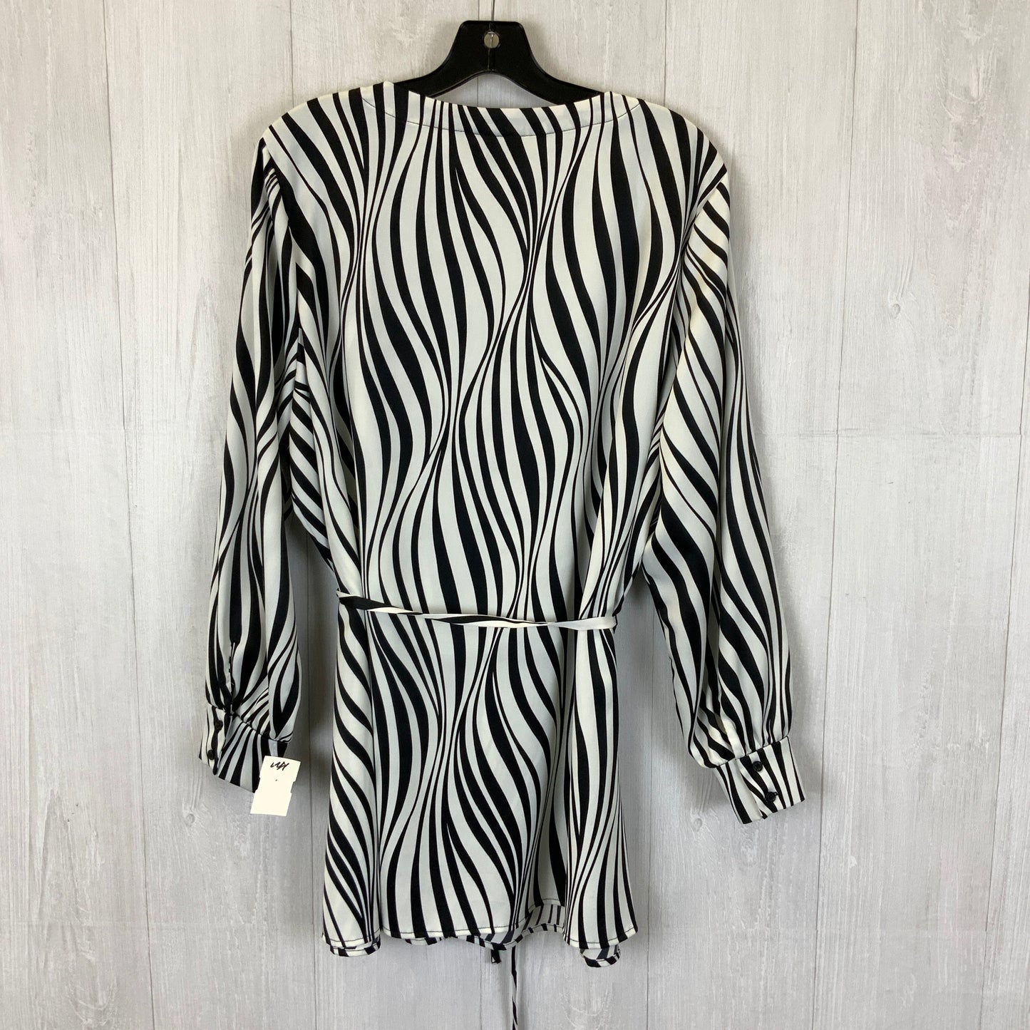 Top Long Sleeve By Alfani In Animal Print, Size: 2x