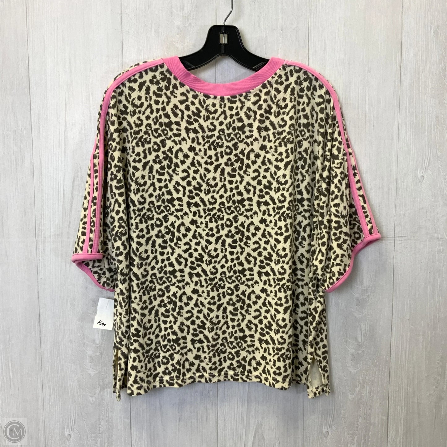 Top Short Sleeve By Entro In Leopard Print, Size: L
