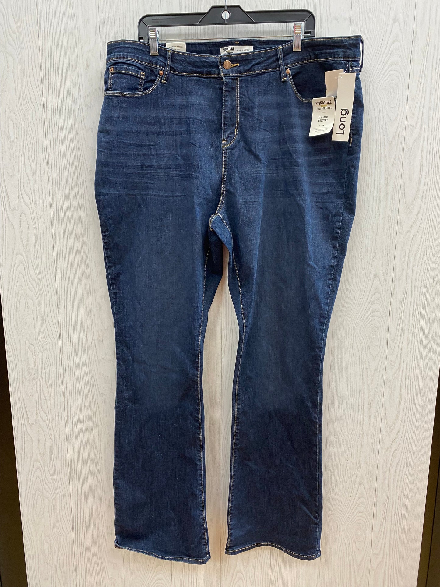 Blue Denim Jeans Boot Cut Levis, Size 22