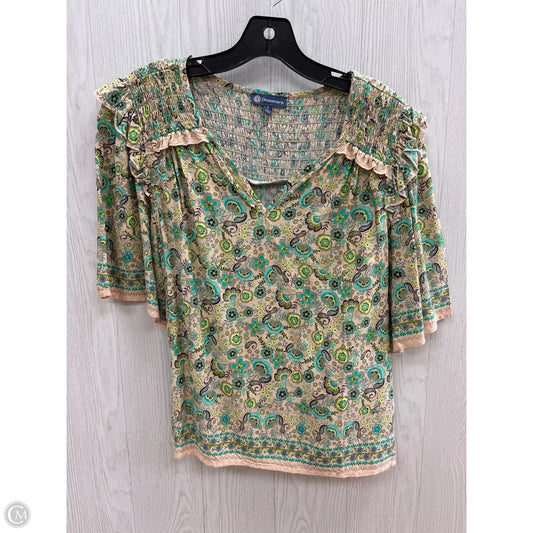 Top Short Sleeve Basic By Democracy In Green & Tan, Size: S