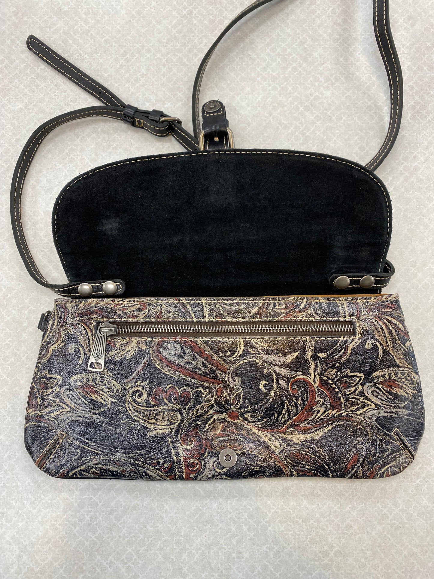 Crossbody Designer By Patricia Nash  Size: Small