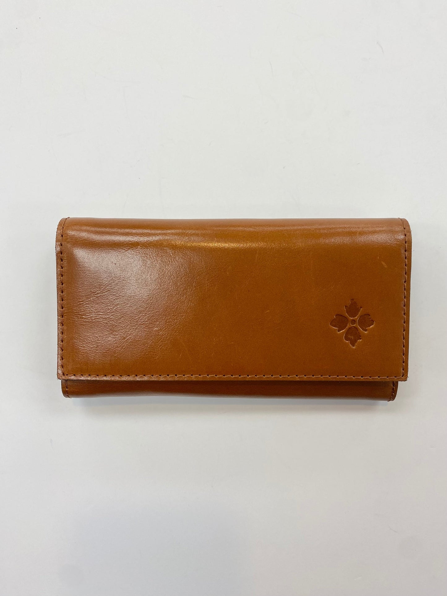 Wallet Designer Patricia Nash, Size Medium