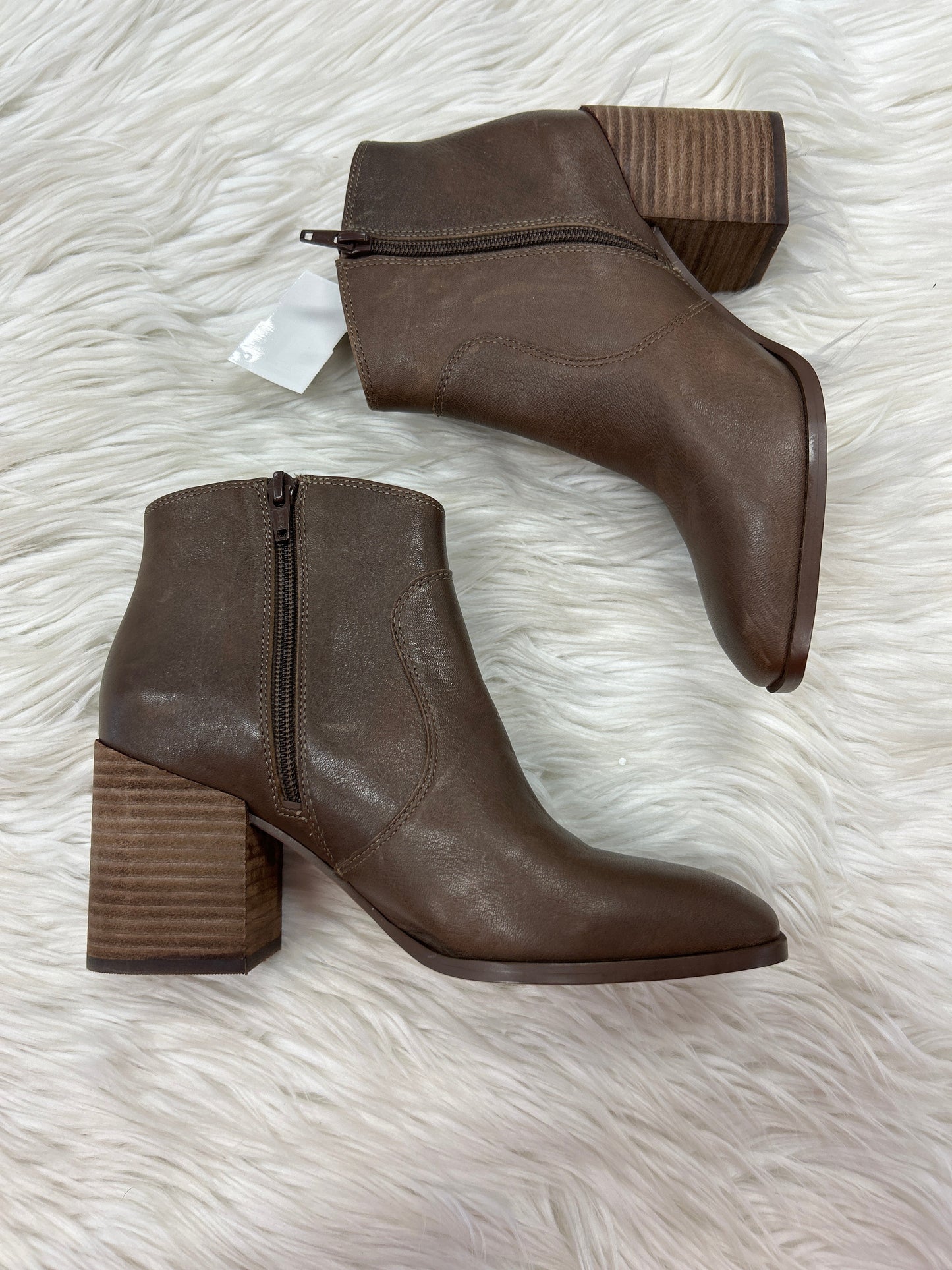 Boots Ankle Flats By Vionic In Brown, Size:7