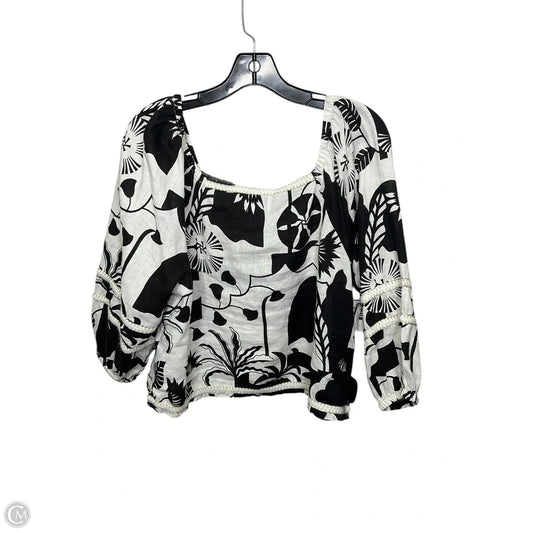 Top Short Sleeve By Nicole Miller In Black & White, Size: M