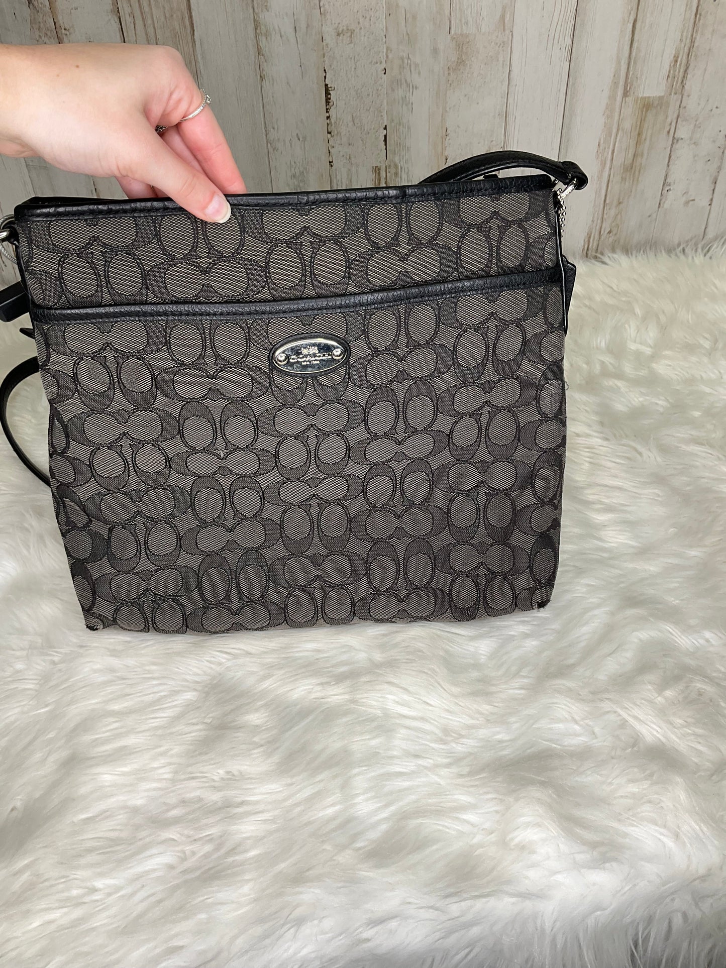 Handbag Designer By Coach  Size: Medium