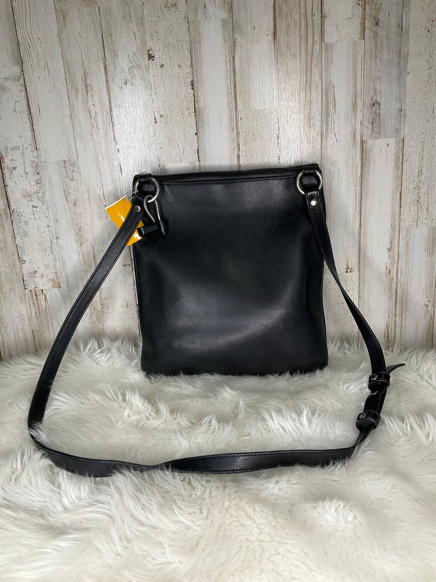 Crossbody Designer By Coach  Size: Large