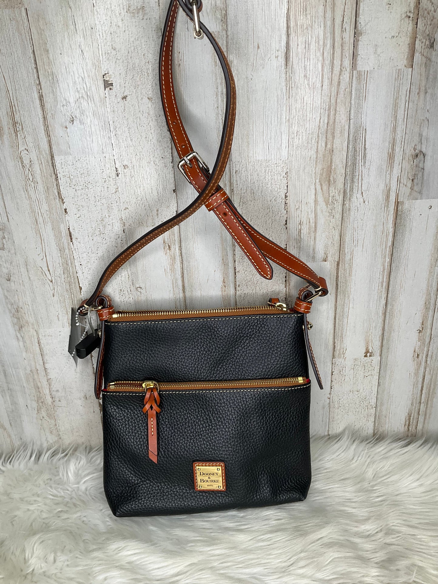 Black Crossbody Designer Dooney And Bourke, Size Medium