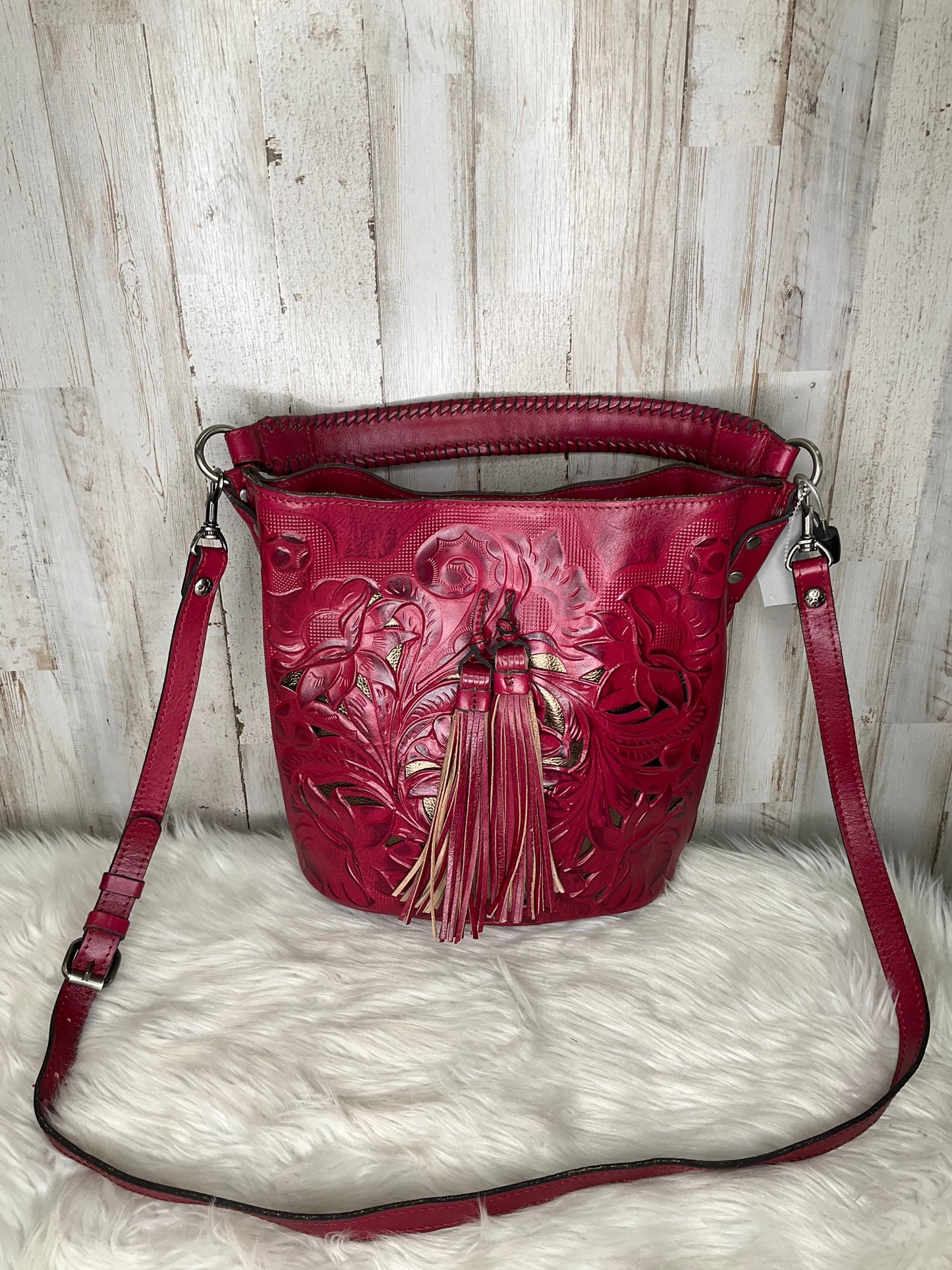 Red Handbag Designer Patricia Nash, Size Medium