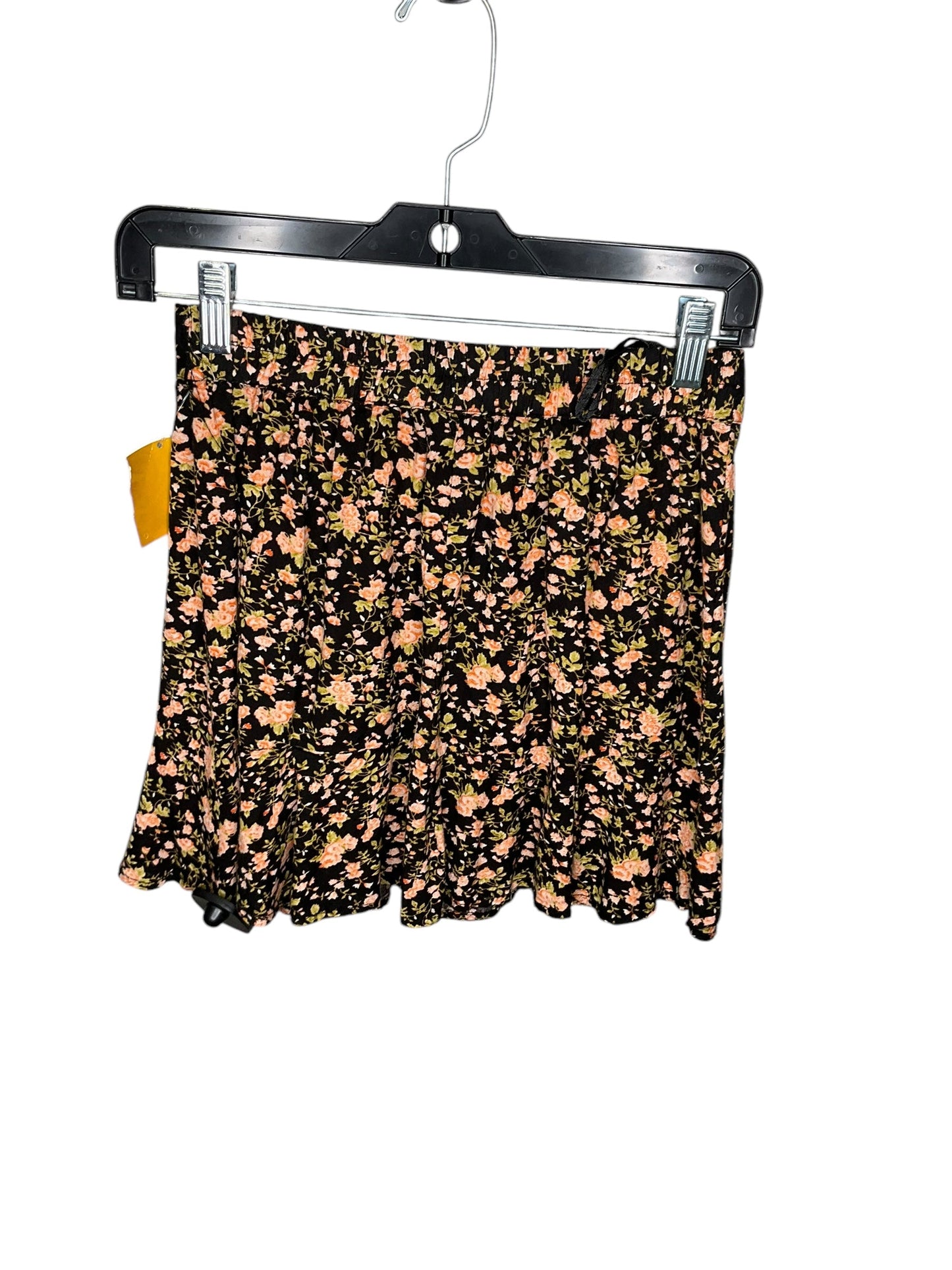 Skirt Mini & Short By Clothes Mentor In Floral Print, Size: S