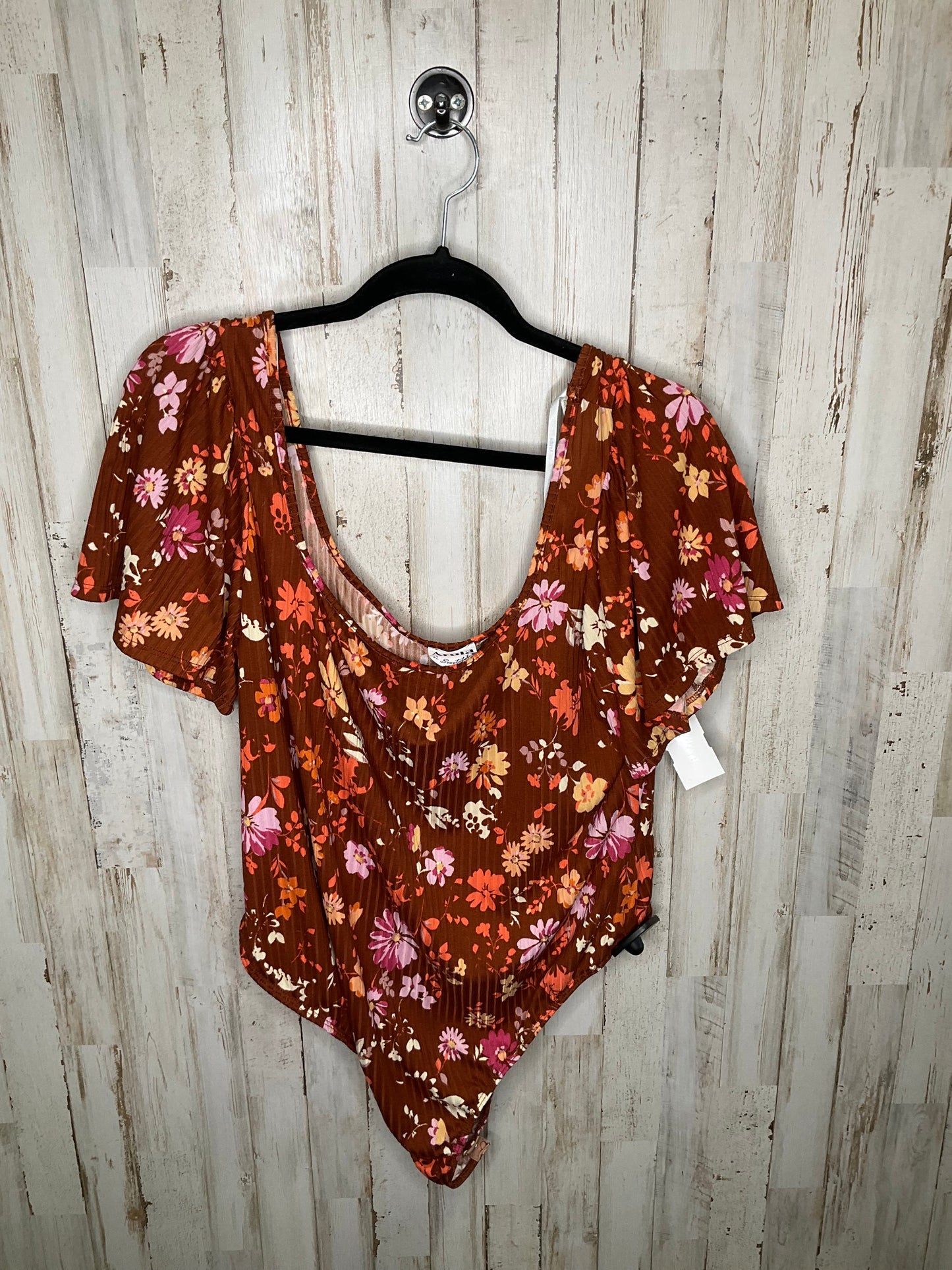 Floral Print Bodysuit Clothes Mentor, Size 2x