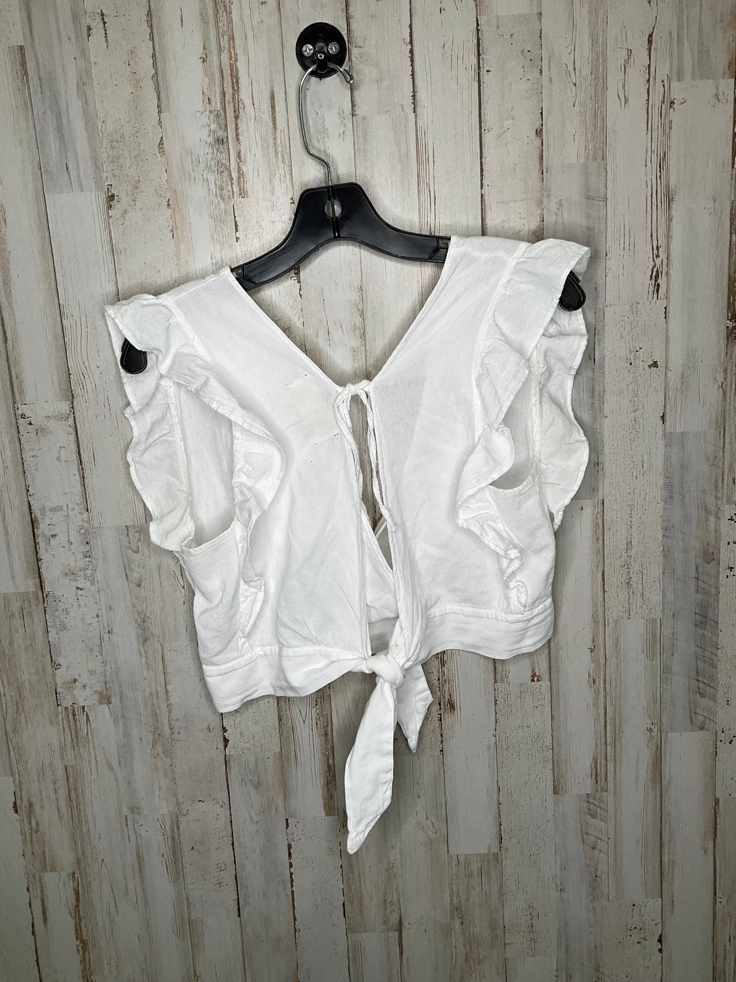 White Top Short Sleeve Clothes Mentor, Size M