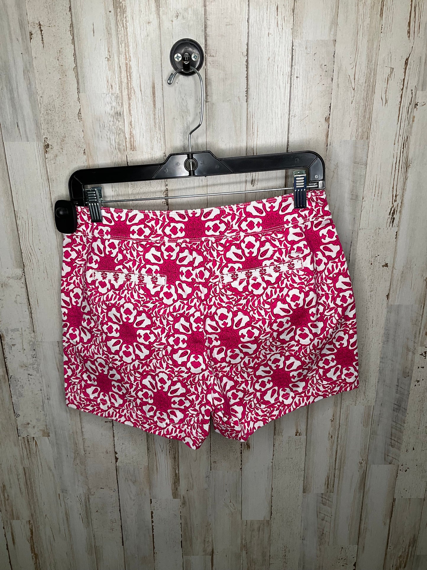 Pink & White Shorts Vineyard Vines, Size 2