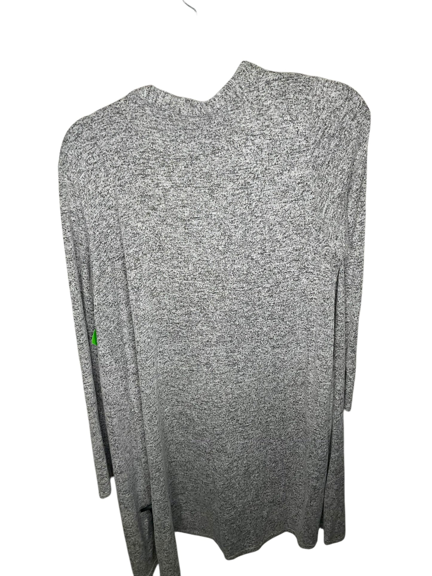 Cardigan By Clothes Mentor In Grey, Size: 2x