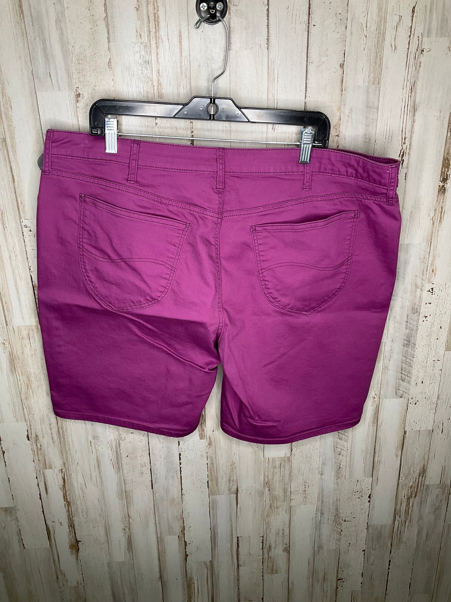 Purple Shorts Lee, Size 22