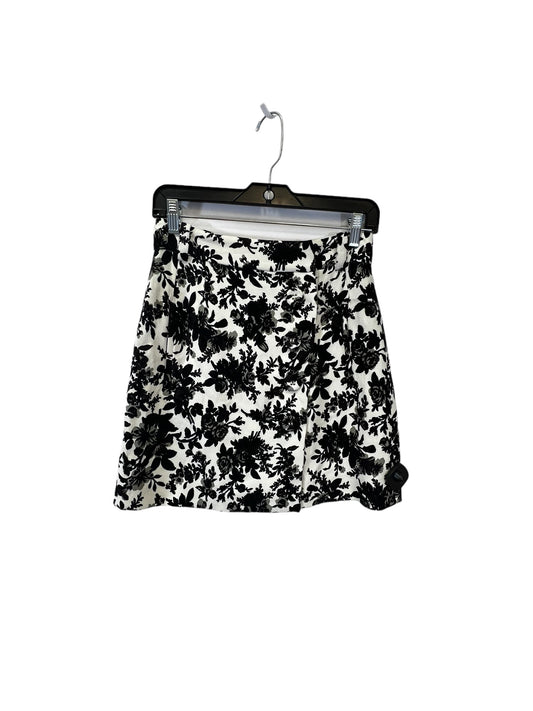 Black & White Skirt Luxury Designer Balenciaga, Size 36