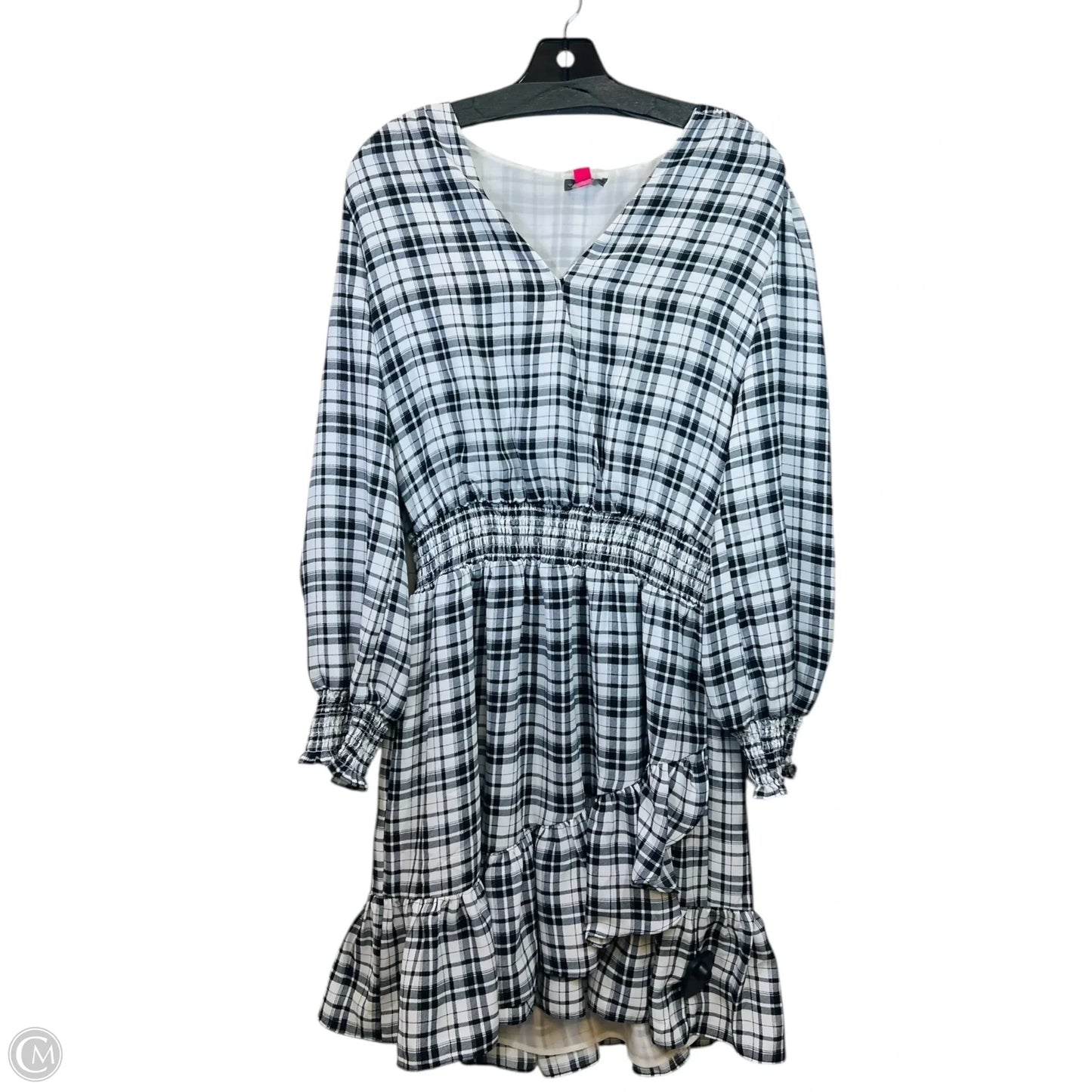 Dress Casual Midi By Vince Camuto In Plaid Pattern, Size: M