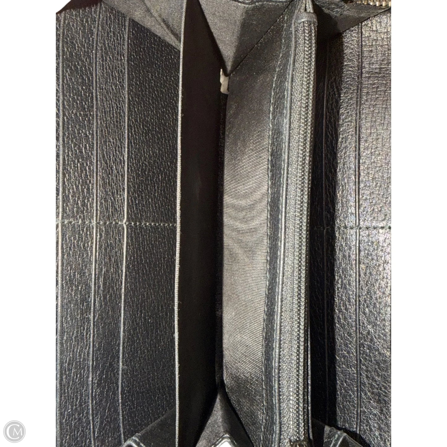 Wallet Luxury Designer By Gucci, Size: Medium