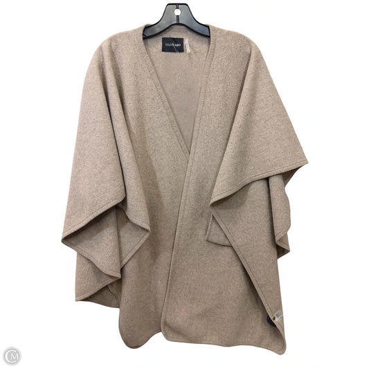 Poncho By Dolceabo In Tan, Size: Osfm