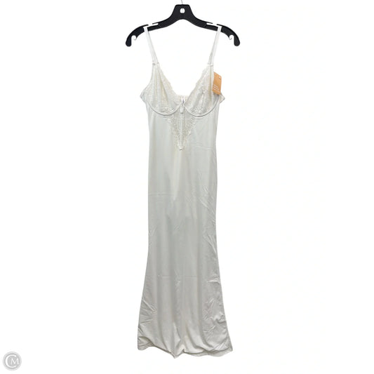 Nightgown By Popilush In White, Size: S