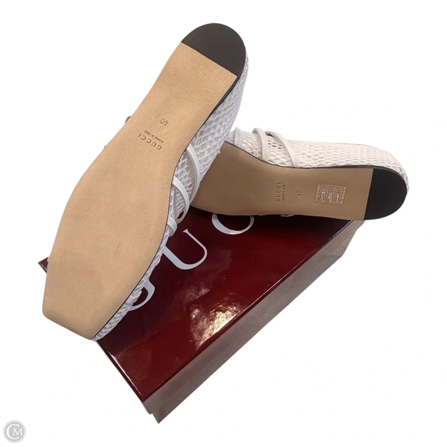 Shoes Luxury Designer By Gucci In White, Size: 9