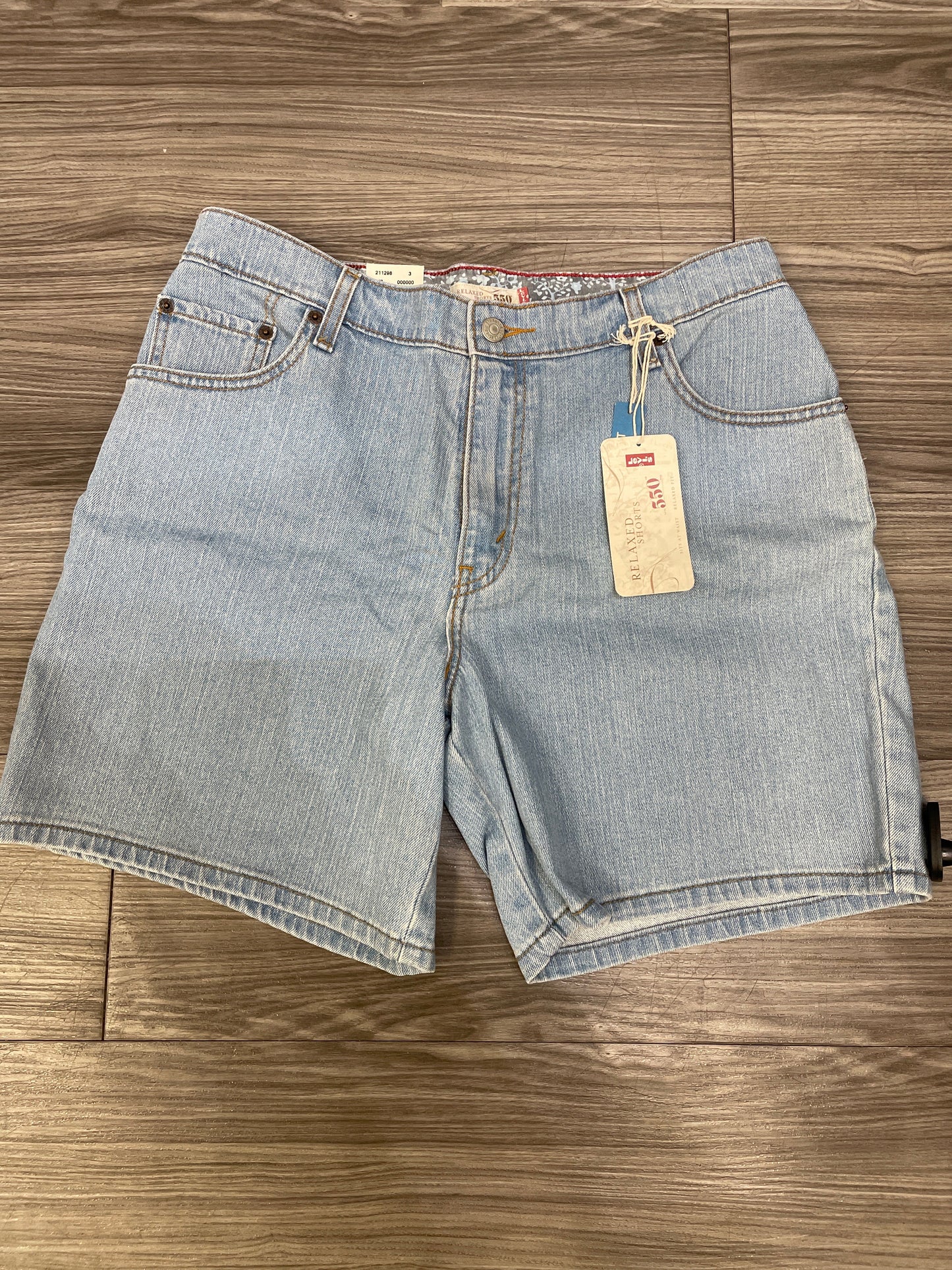 Blue Shorts Levis, Size 14