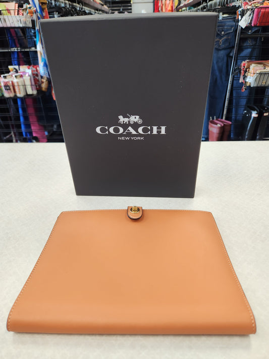 Wallet Coach, Size Large