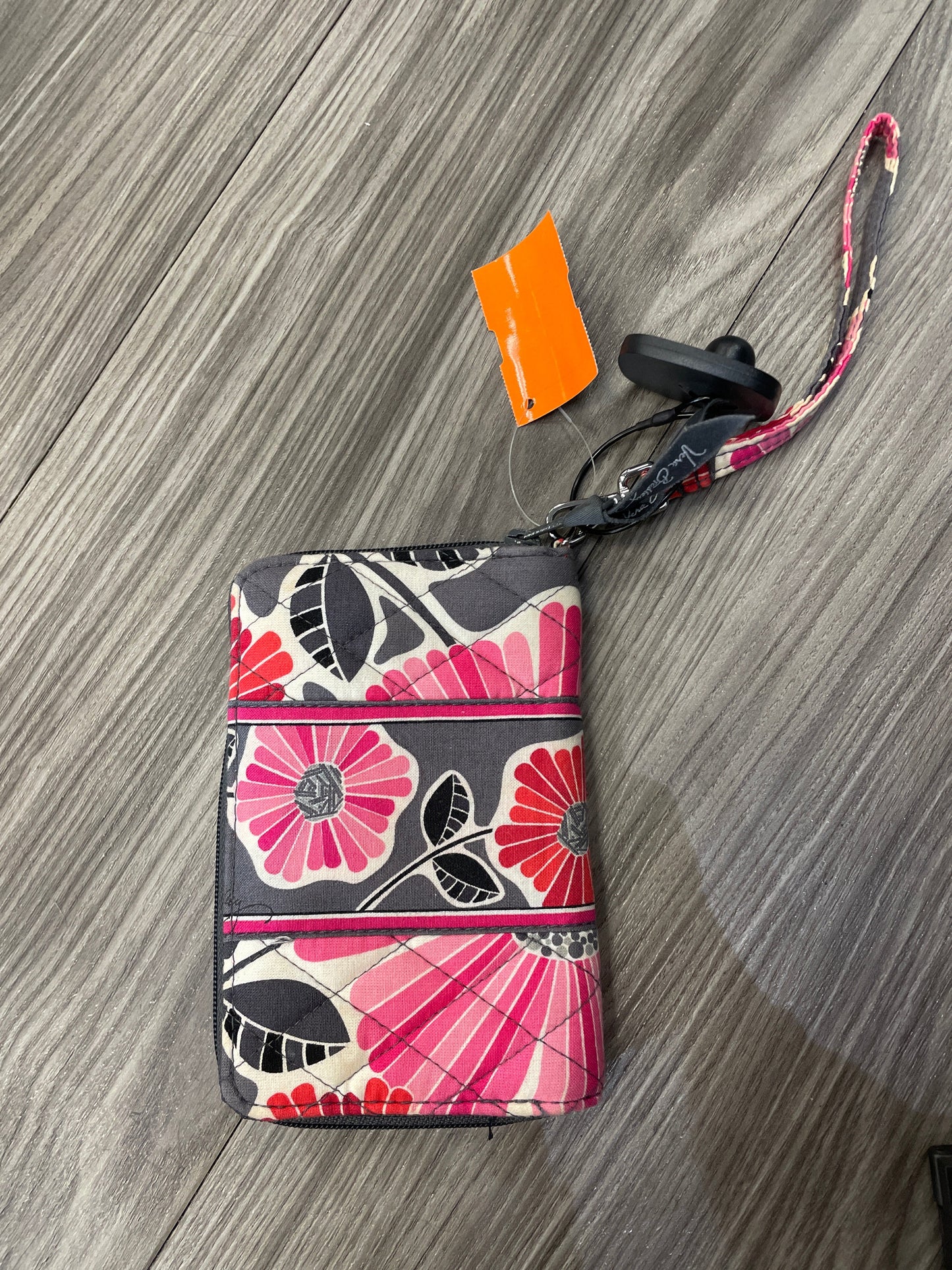 Wallet By Vera Bradley  Size: Medium