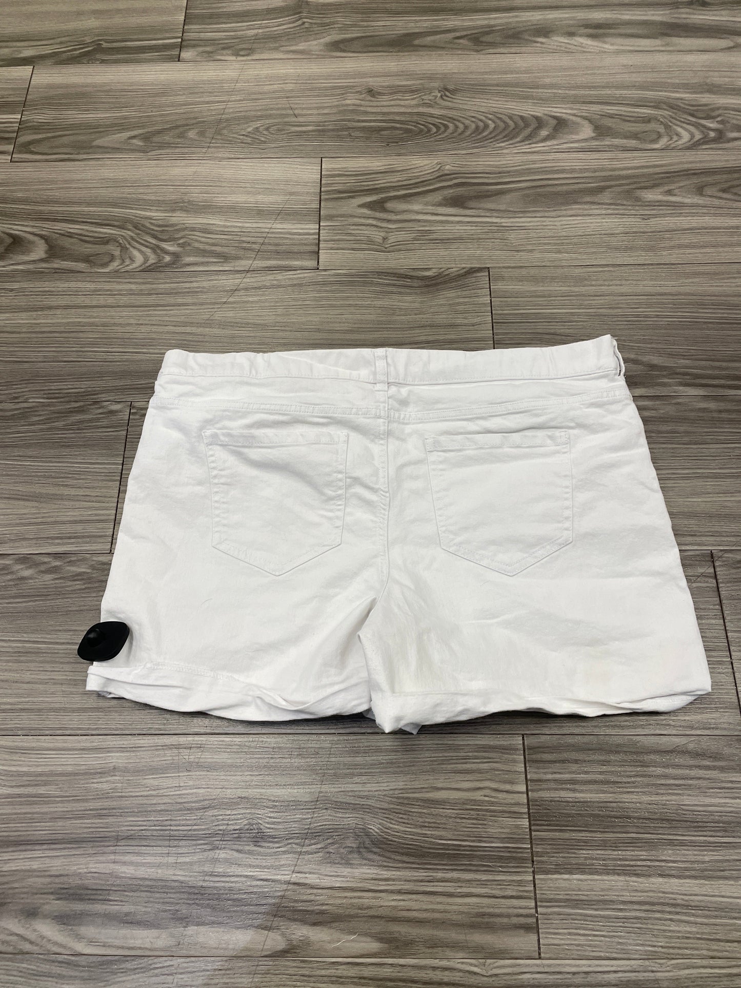 Shorts By Time And Tru  Size: Xl