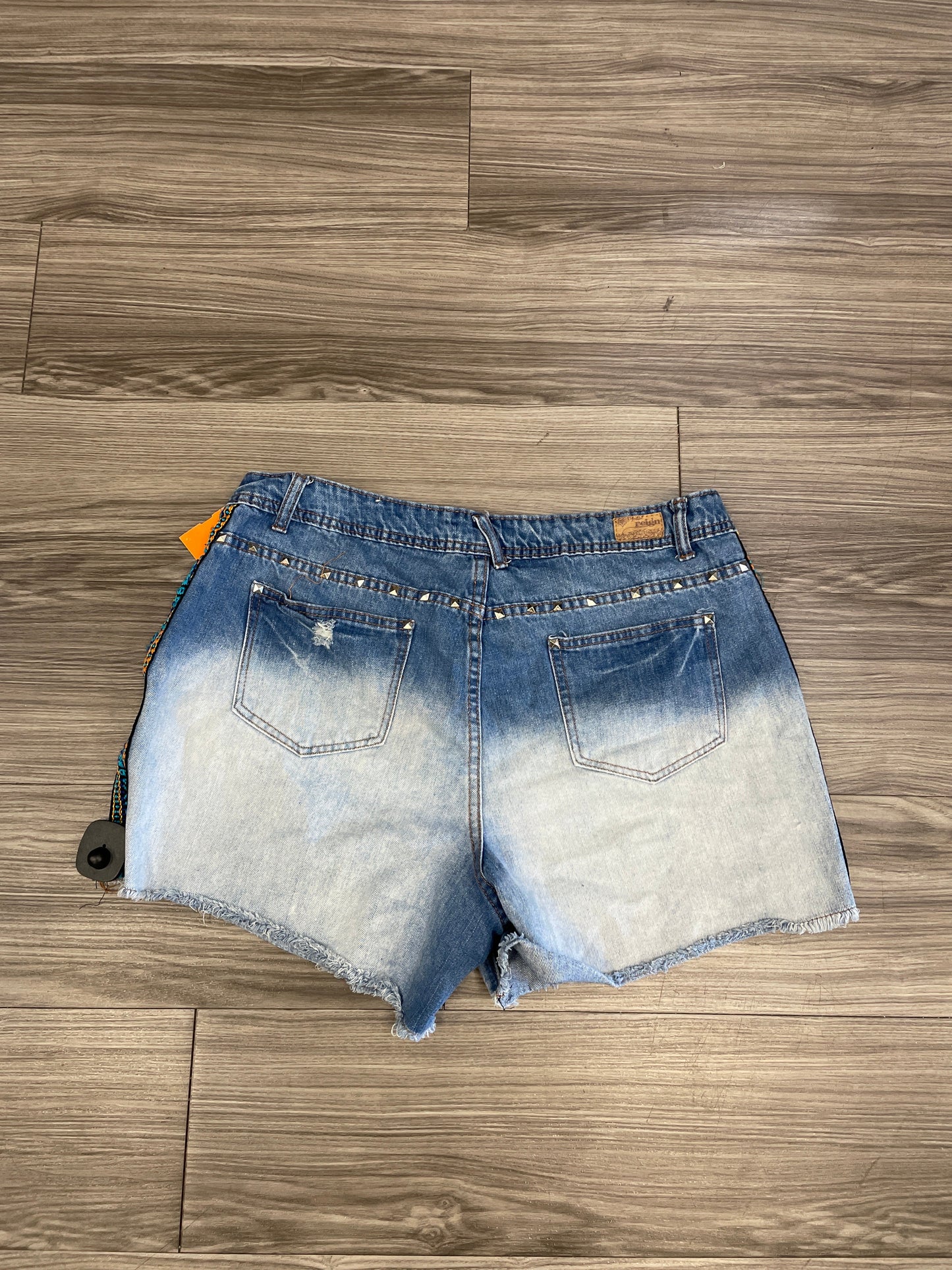 Shorts By Reign  Size: 18