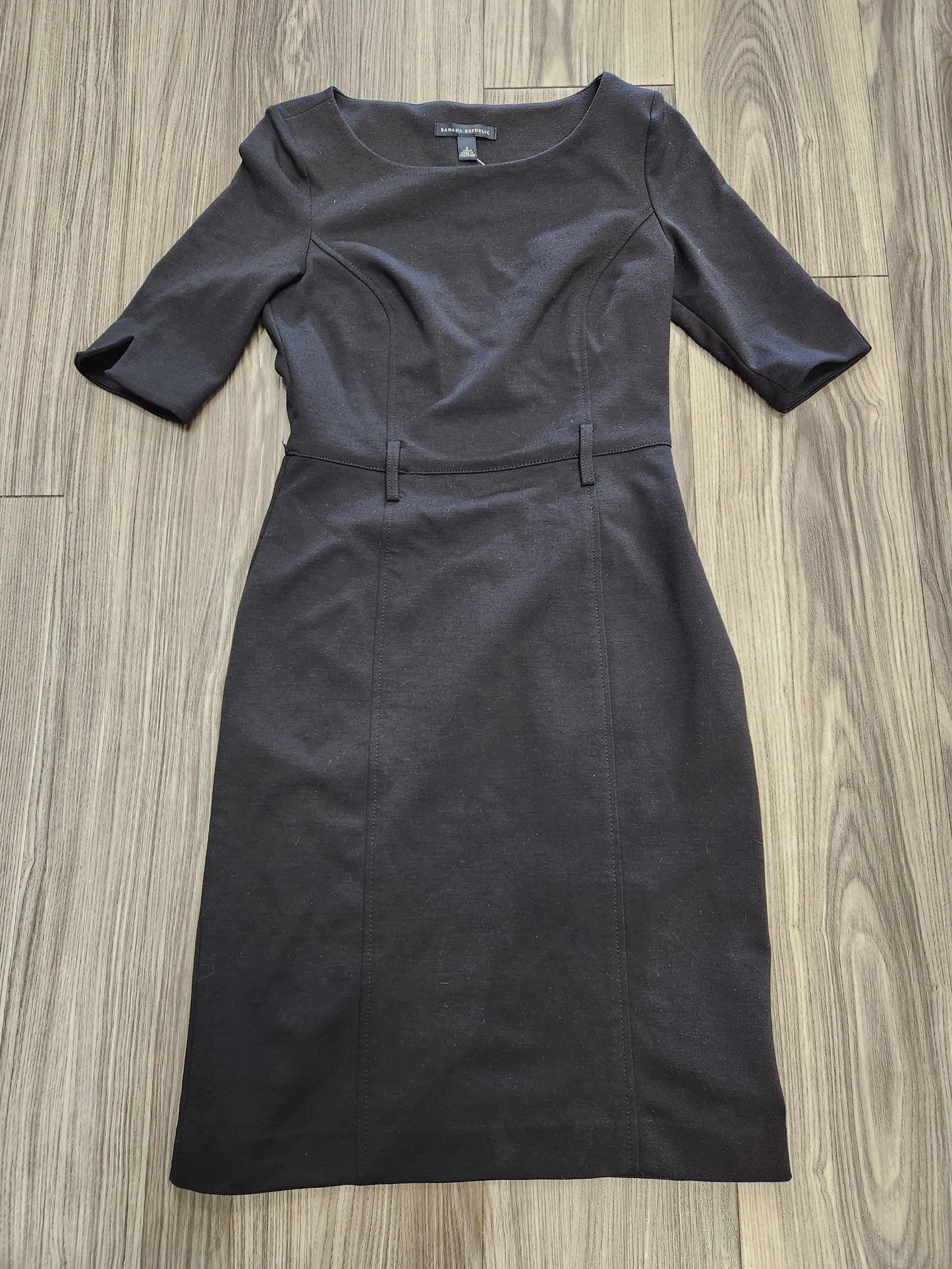 Dress Party Midi By Banana Republic  Size: 2