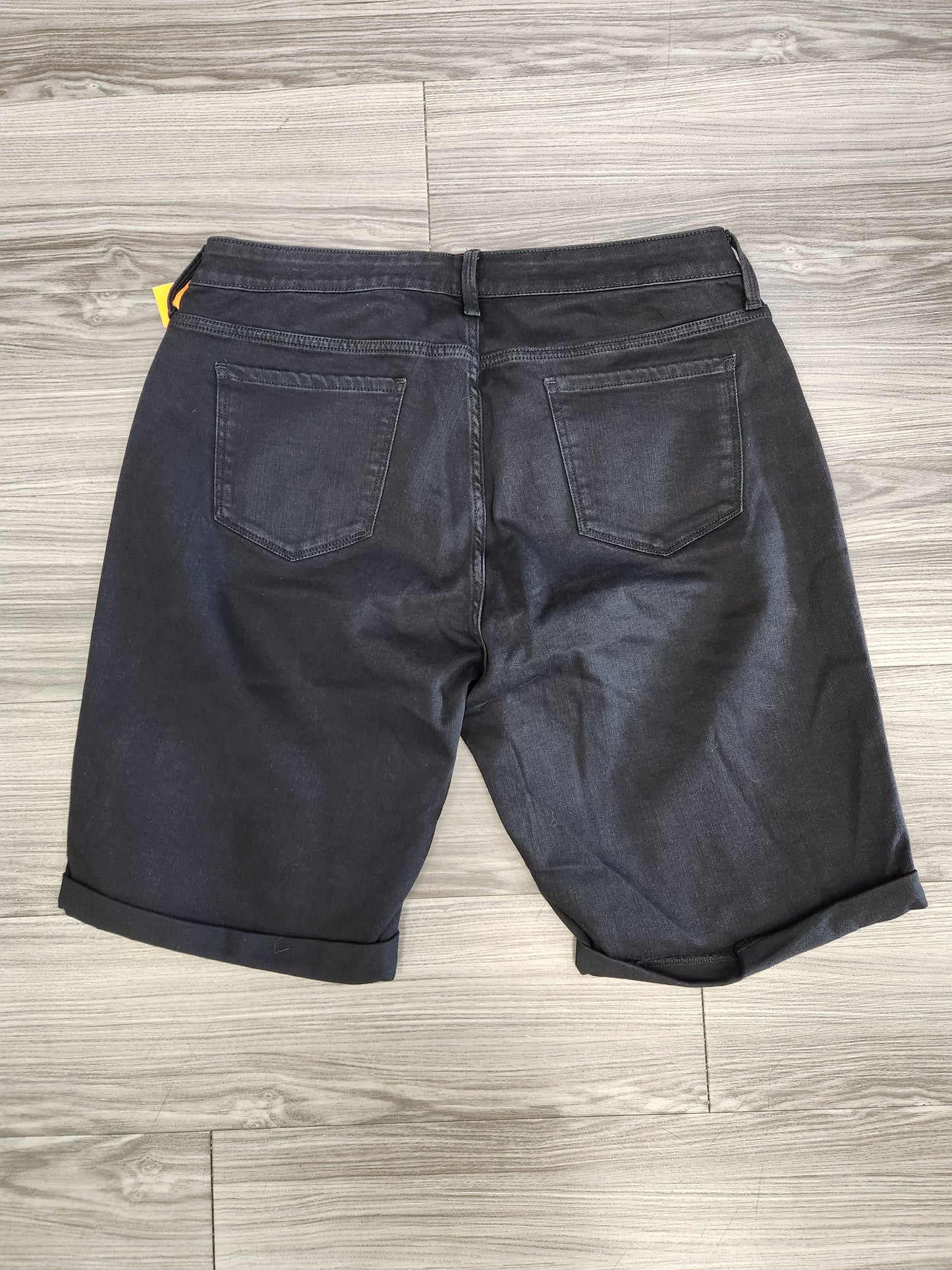Shorts By St Johns Bay  Size: 18