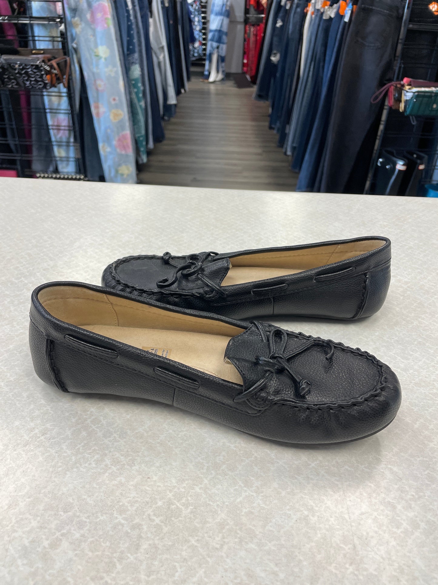 Shoes Flats By St Johns Bay  Size: 6.5