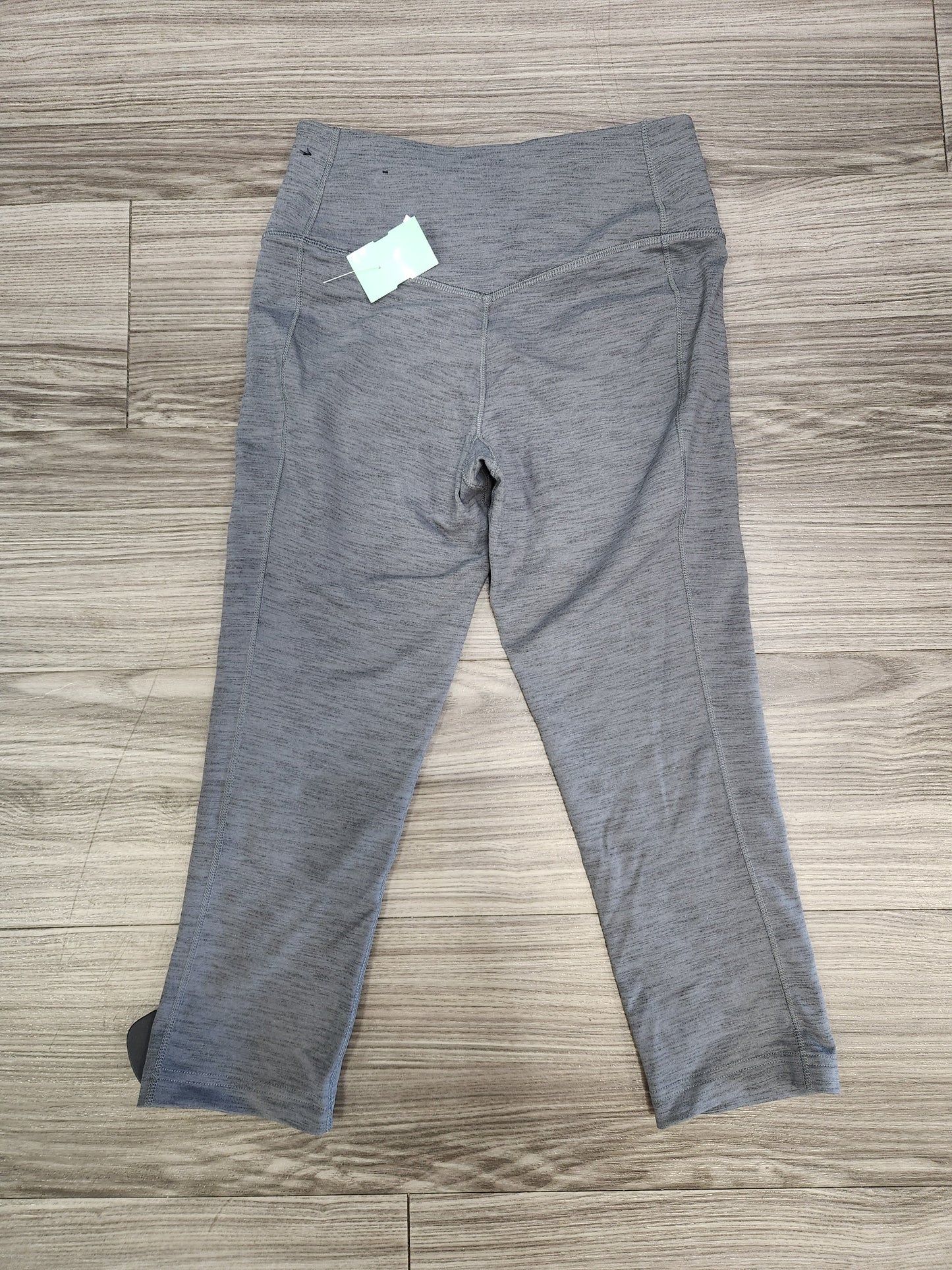 Grey Athletic Capris Nike, Size S