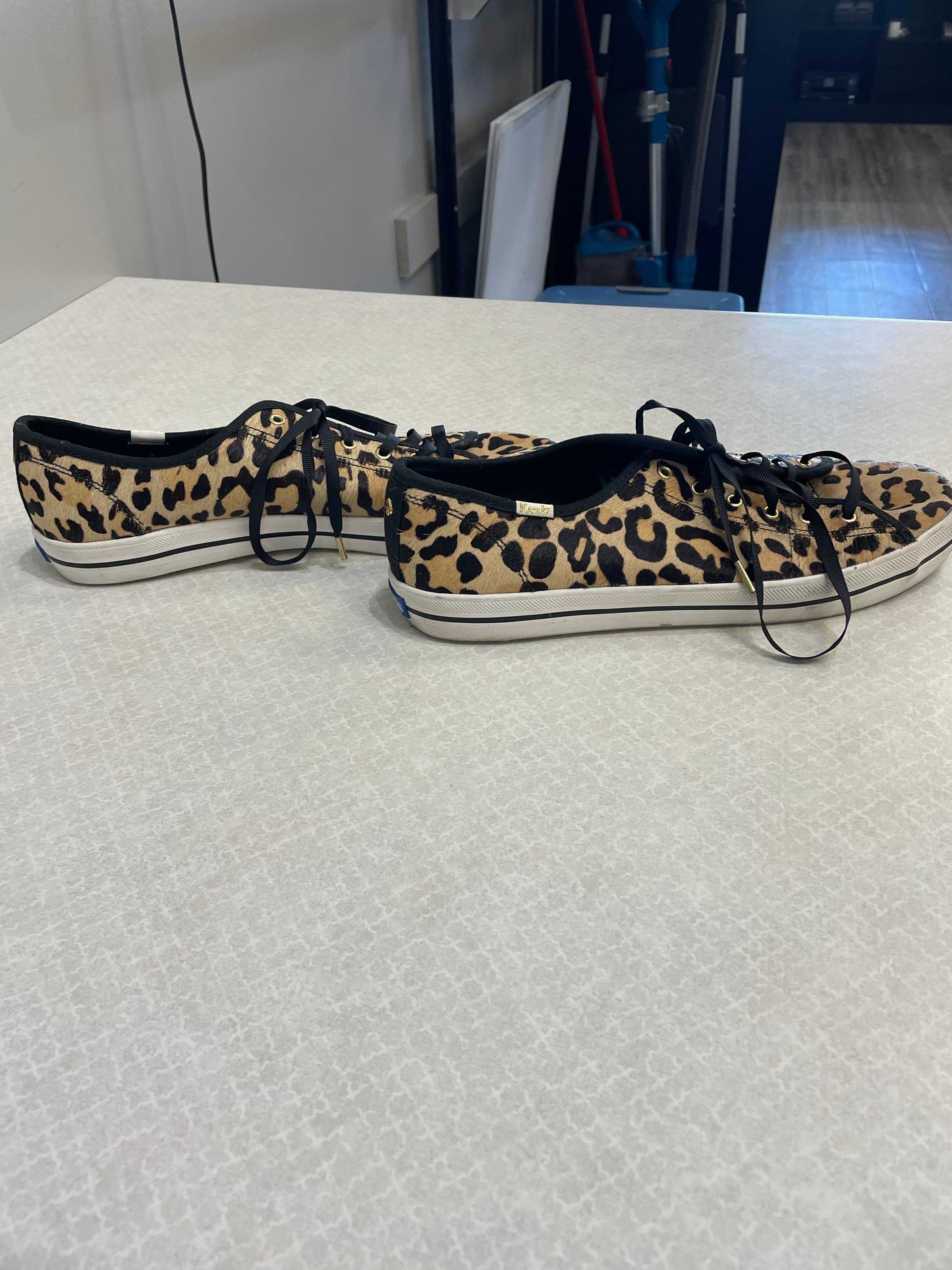 Shoes Flats By Kate Spade In Animal Print, Size: 10