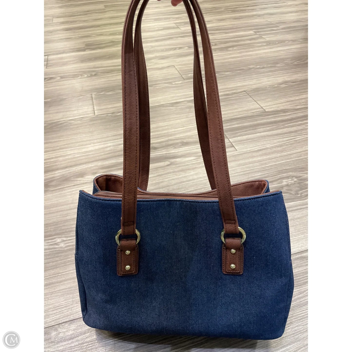 Handbag By Liz Claiborne, Size: Medium