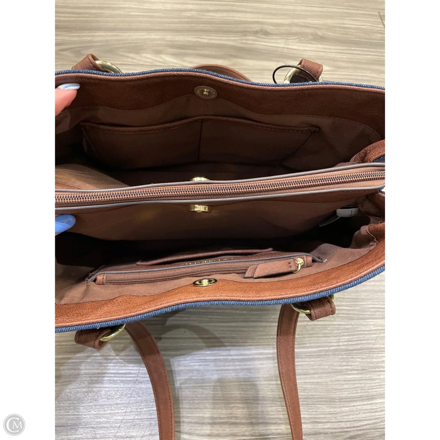 Handbag By Liz Claiborne, Size: Medium