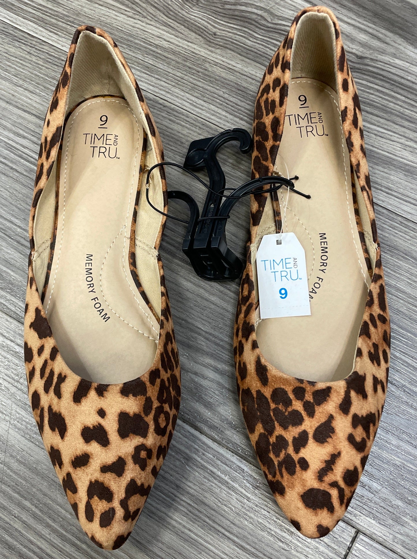 Shoes Flats By Time And Tru  Size: 9