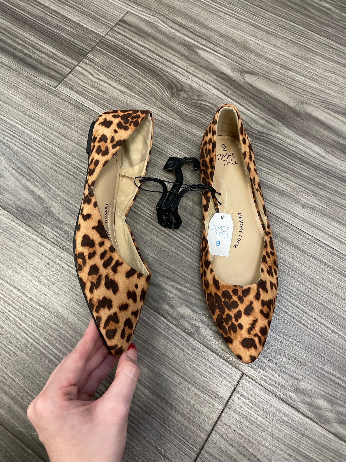 Shoes Flats By Time And Tru  Size: 9